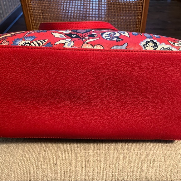 Talbots Large Red Pepper Multi Floral Zip Top Tote Bag in Red Blue Yellow White - Picture 3 of 13